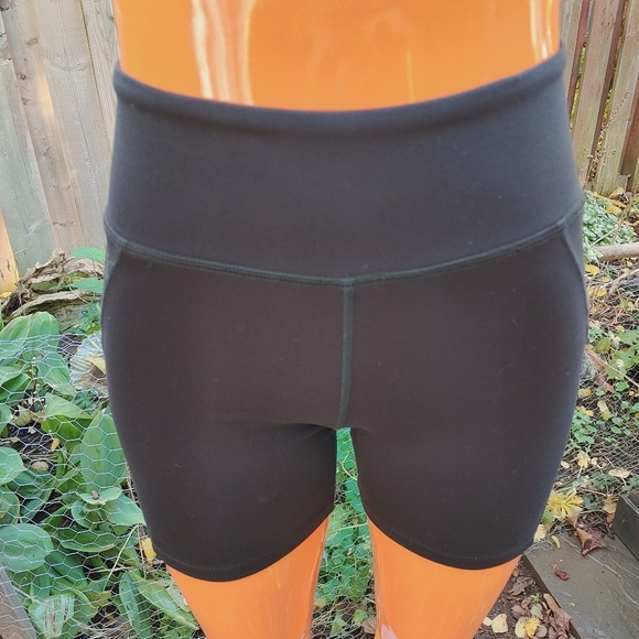 Don't Ache for a Better Body Shorts Size XS. - Picture 3 of 7